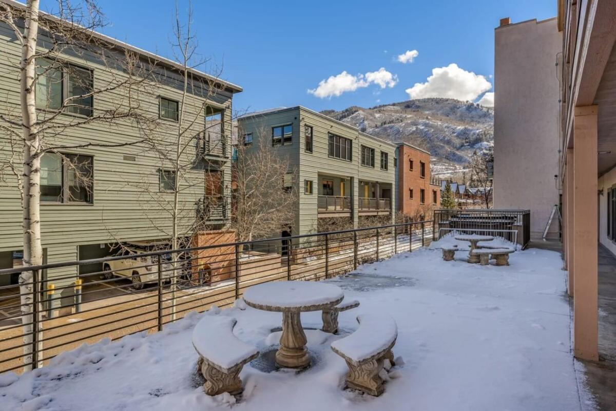 New Listing 2Br 2Ba Condo - Mountain Views Aspen Bagian luar foto